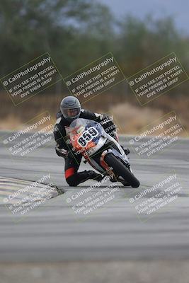 media/Sep-21-2025-Race Pace (Sun) [[98bf33ef95]]/Non Verified/4-Turn 3 (910am)/